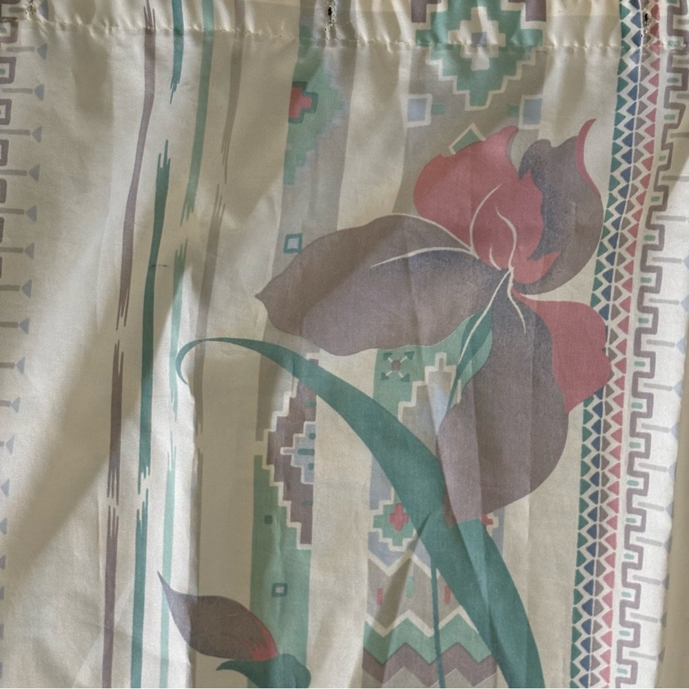 Vintage Floral Pattern Shower Curtain - Multicolor